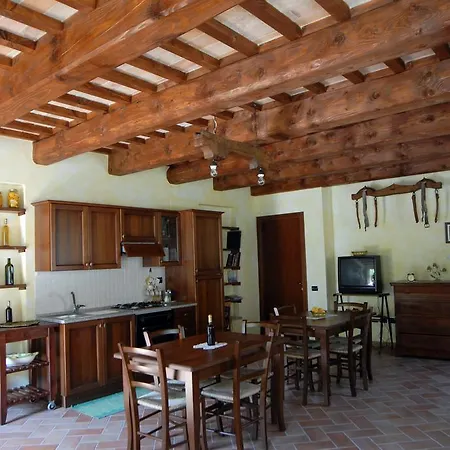 Alloggio per agriturismo Il Sentiero Montalto delle Marche