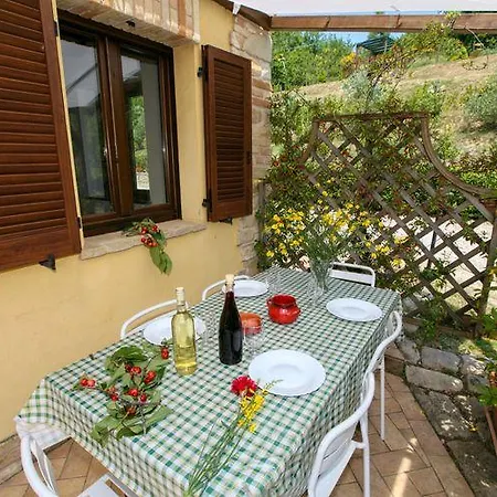 Agriturismo Il Sentiero Farm stay Montalto delle Marche